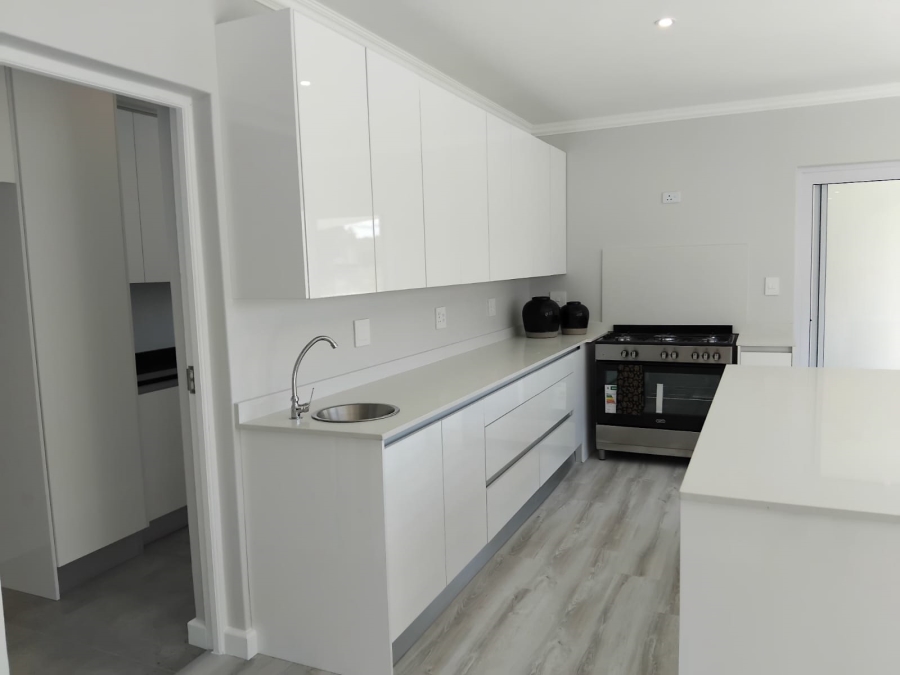3 Bedroom Property for Sale in Country Club Western Cape